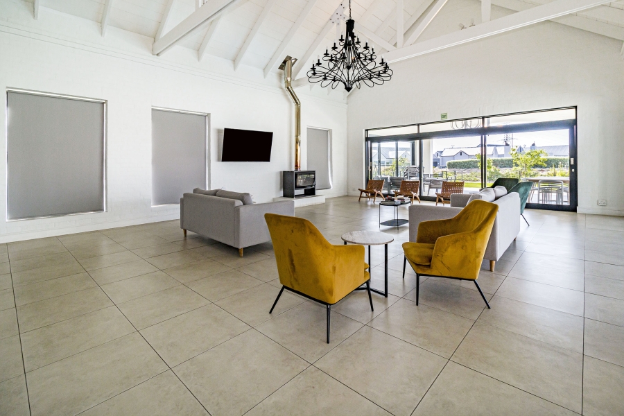 4 Bedroom Property for Sale in Aan de Wijnlanden Western Cape